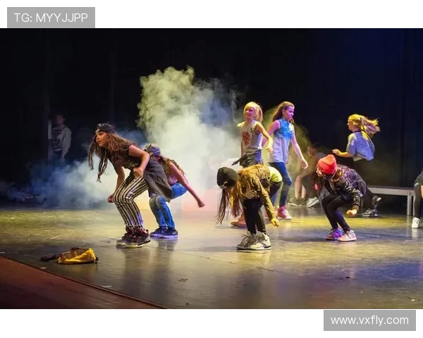 上海街舞队在攀岩联赛中的拼搏历程与梦想追逐之路