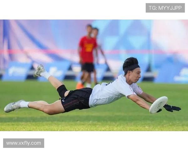 广州飞盘队与北京飞盘队赛后分析力量对比与战术探讨 广州飞盘队与北京飞盘队赛后分析力量对比与战术探讨