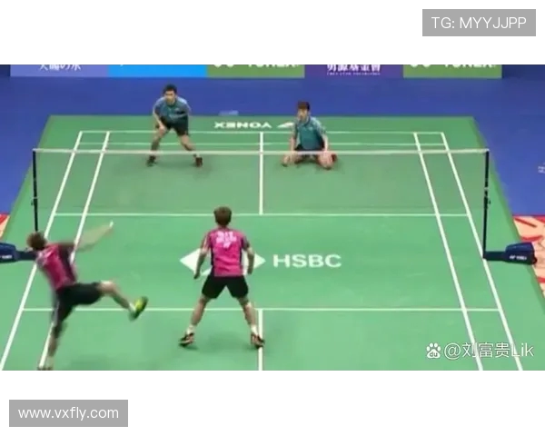 成都羽毛球队状态引发热议球迷对表现和战术展开激烈讨论