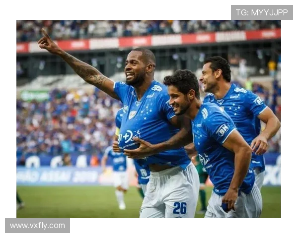 克鲁塞罗与飓风队激战正酣谁能在这场对决中笑到最后