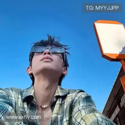 翁纳伶